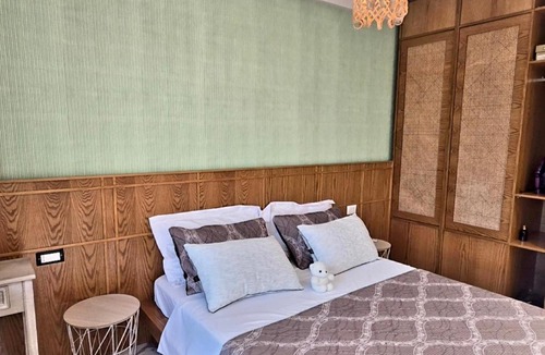 Golem Apartment | Only 60 seconds walk to the Beach