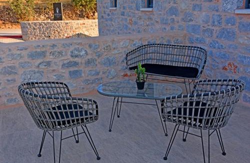 East Mani Hotel | Opuntia Hotel