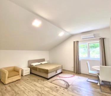 Orahovac Apartment | Orahovac Family Bay