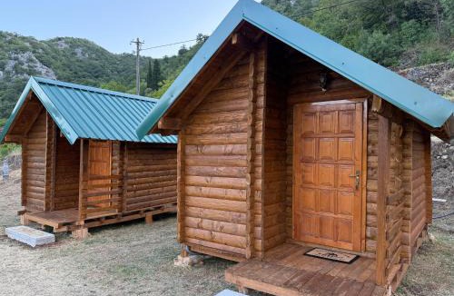 Karuc Resort | ORAHOVSTICA TRAIL - Glamping