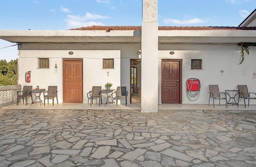 Chalkidiki Region Apartment | Orama 20 Room with Sea View, Wi-Fi, and Air Conditioning