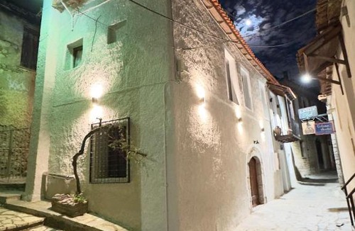 Arachova Apartment | Orechova - orech+ova