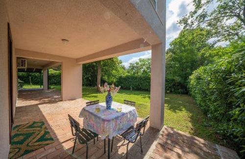 Risan Apartment | Organic Garden Apartment