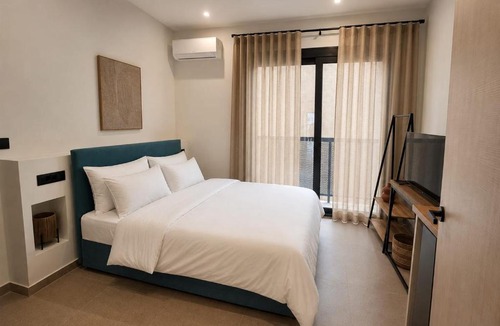 Piraeus Hotel | Ormos Piraeus