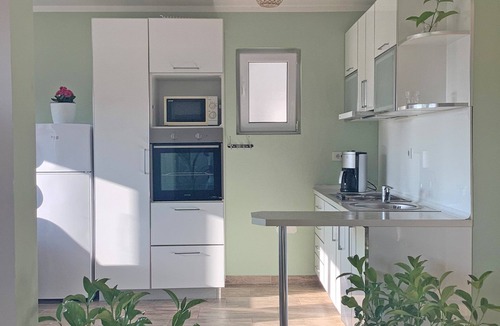 Dobra Voda Apartment | Own floor with private pool. Max. 2 adults + 1 child. 75sqm.