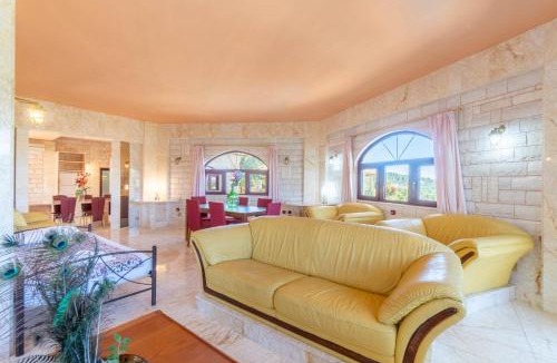 Gaios Villa | Paco's Resort Luxury Villa 31