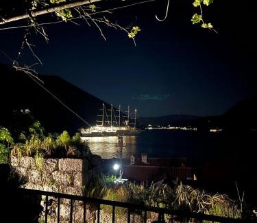 Perast Villa | Painter's House Historic Stone Villa with Sea View