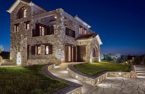 Kalpaki House | Palazzo di P, World 5th Venue Villa up to 10adults