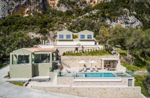 Lakones Villa | paleo villas