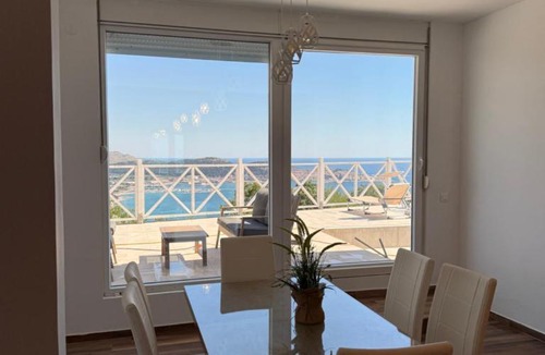 Susanj House | Panorama View Holiday Home