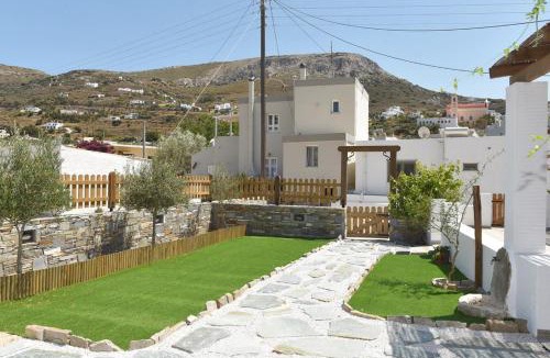 Kini House | Pappou