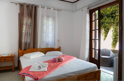Agios Dimitrios Apartment | Paradeisos Double Room 6