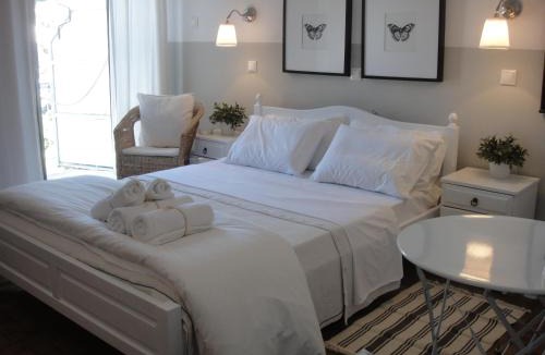 Sarakiniko House | Paradisos guesthouse