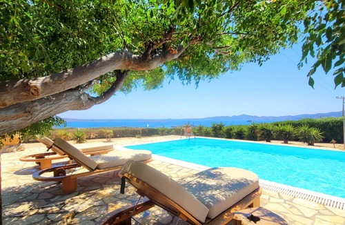 Paros Villa | Paros Afrodite Luxury Villas ,Private Pool , Sea view 6-8 persons & pet friendly