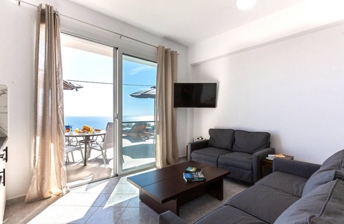 Vlachata House | Part of a collection of apartments and villas, Ionian Dreaming is in an enviable location, sitting a