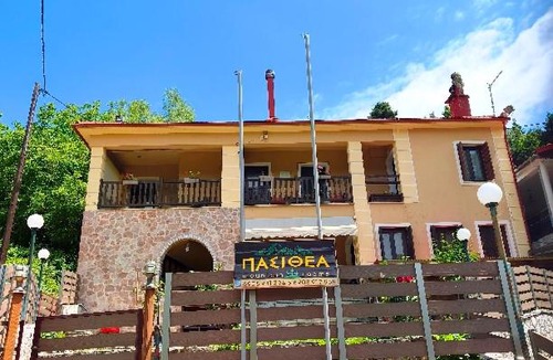 Lake Plastiras House | pasithea mountain rooms