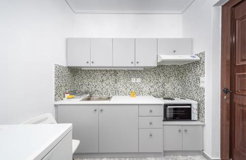 Pirgi Thermis Apartment | Pavlimari Studios