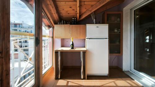 Xanthi Apartment | Pavlo's Wooden Penthouse Maisonette