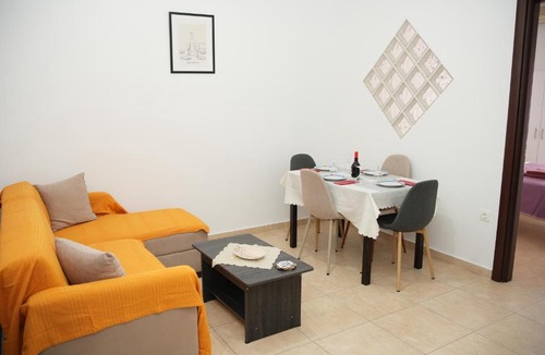 Katerini Apartment | PAVLOS Apartment in Katerini Parking