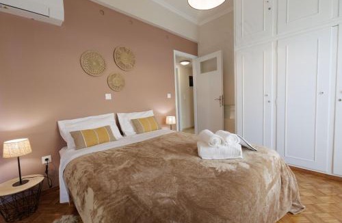 Petralona Apartment | PAVLOS Urban Stay