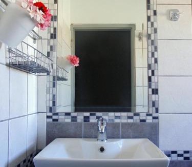 Chora Folegandros House | Pavlosx2