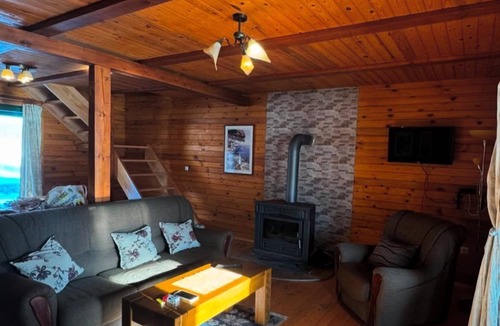 Zabljak Cabin | Peaceful Cabin Escape – Enjoy Fresh Air, Comfort, and Stunning Scenery