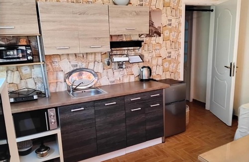 Saronikos Apartment | Peaceful oasis