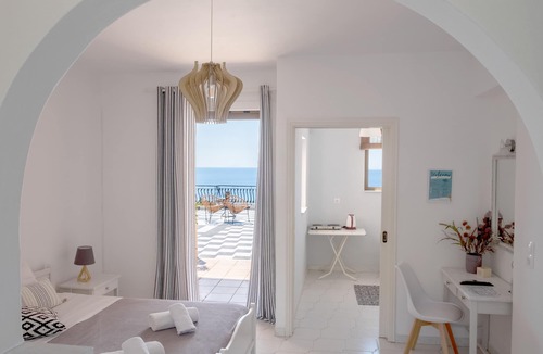 Agia Marina House | Pefkides Aegina Apartments