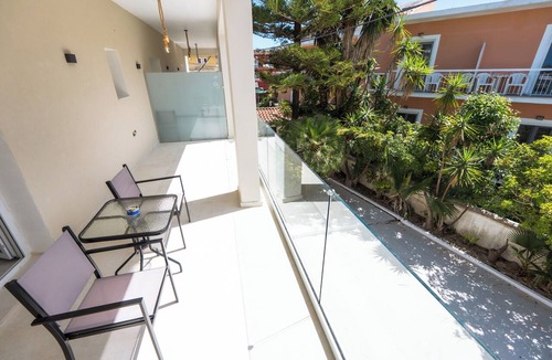 Gouvia Apartment | Penelope Luxury Sea Front Studios