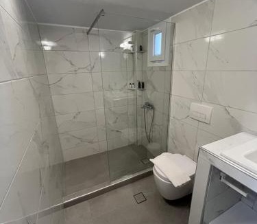 Agios Georgios House | Pension St.George Rooms & Studios