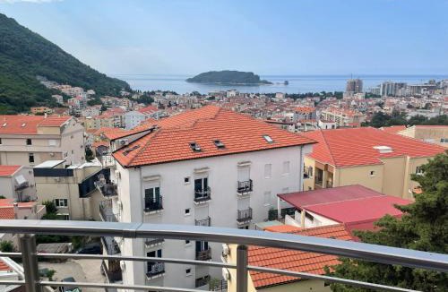 Podmaine Apartment | Penthouse Budva - privater Aufzug aus der Garage, 4 Schlafzimmer, Luxus pur