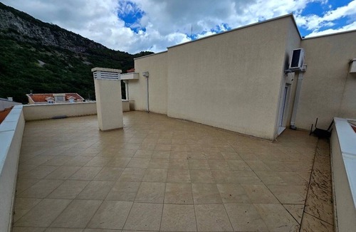 Podmaine Apartment | Penthouse in Budva—Pure Luxury, 140 m², Panoramic View, Sleeps 8