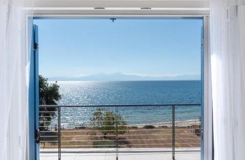 Thermaikos Apartment | Penthouse Seafront Luxury Studio