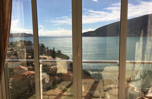 Topla Apartment | Penthouse View HN