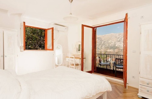 Prcanj Apartment | Penthouse with stunning views across Kotor Bay