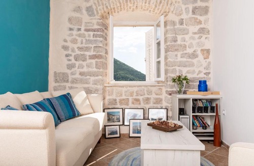 Perast Apartment | Perast Sea Window