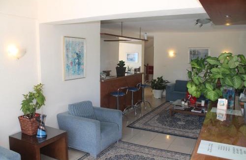 Spata-Artemida Bed & Breakfast | Peri's Hotel
