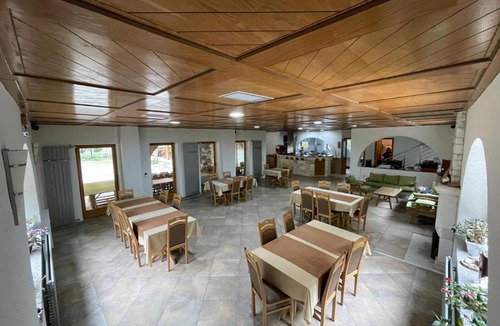 Strellc i Epërm House | Perroi Shqiptar