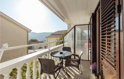 Topla Apartment | Pet Friendly Apartment In Herceg Novi With Wifi