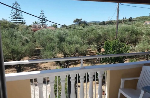 Agrilia Apartment | Pet-Friendly Studio Apartment Aquarius 6 with Sea View & Balcony