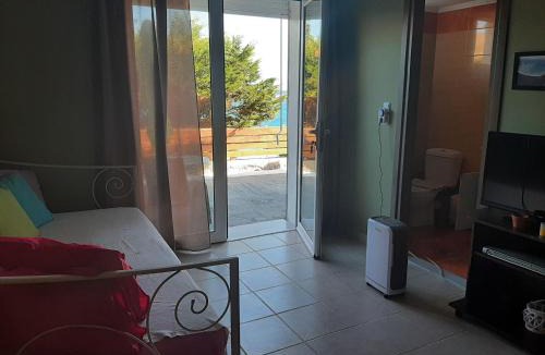 Paliki Apartment | Petani Beachside Accommodation