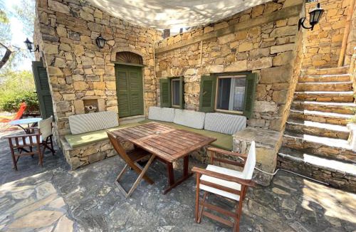 Leros House | Petrino 2 - Traditional Lerian House