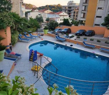 Petrovac Apartment | Petrovac Nora
