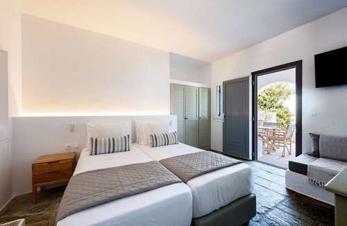 Piso Livadi Apartment | Phaedrus Living: Paros Cycladic Residences 2