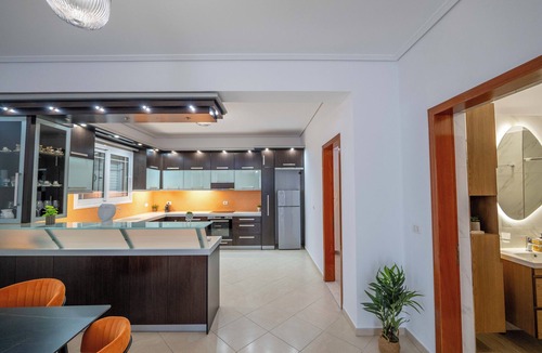 Sarande Apartment | Philoxenia Apartments Saranda - Cozy Apartment with Balcony