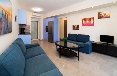 Haniotis Apartment | Pinelopi Deluxe Apartments, Hanioti
