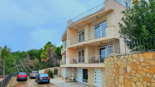 Susanj House | Pines & Waves Spacious House with the Sea View