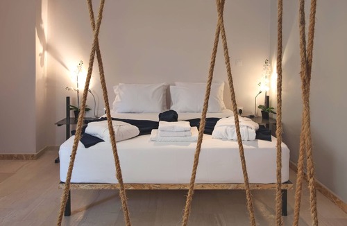 Piraeus House | Piraeus Premium Suites
