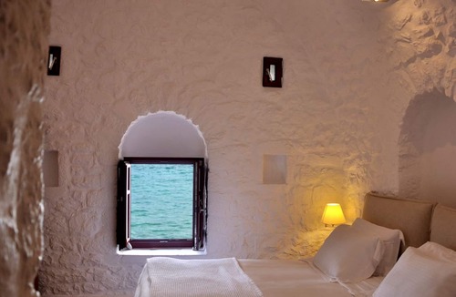 Limeni Hotel | Pirgos Mavromichali