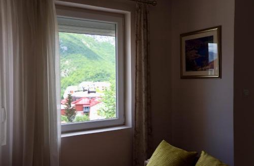 Pluzine Apartment | PivApart